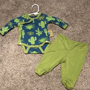 Kickee pants kimono set